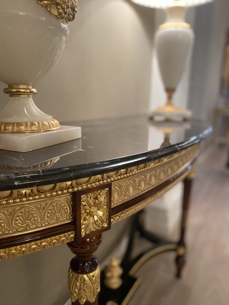 CONSOLE SINGULAR PIECES