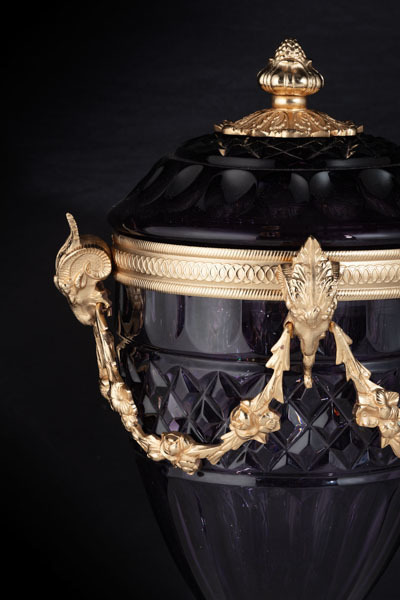 DECORATIVE COLLECTION ACCESSORIES COLLECTION