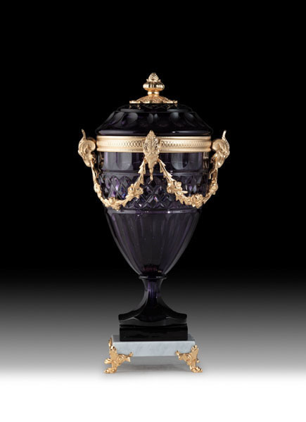 DECORATIVE COLLECTION ACCESSORIES COLLECTION