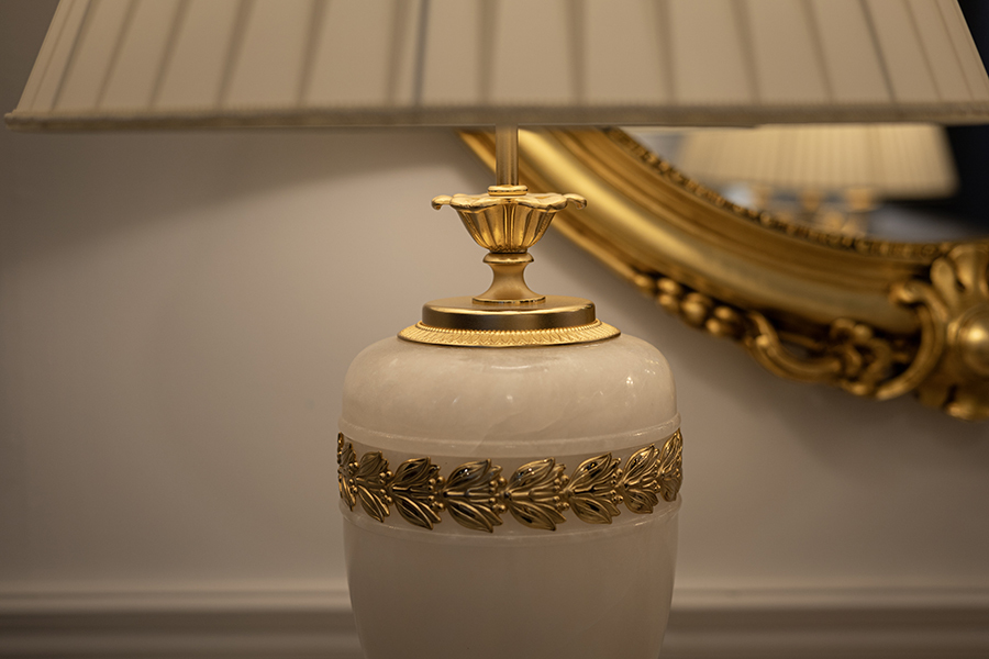 TABLE LAMP Classic