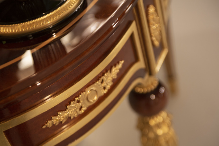 CONSOLE SINGULAR PIECES
