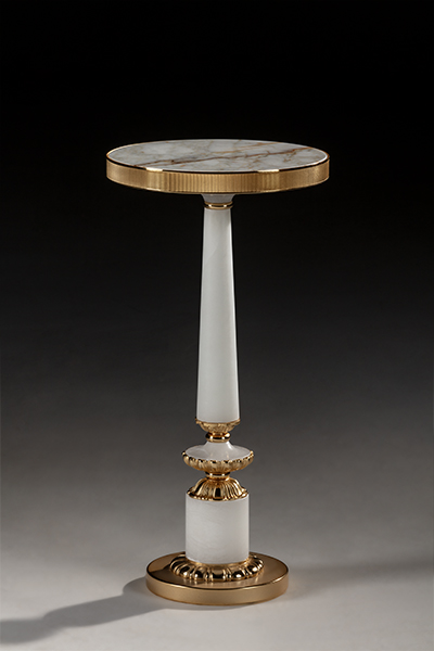 SIDE TABLE SINGULAR PIECES